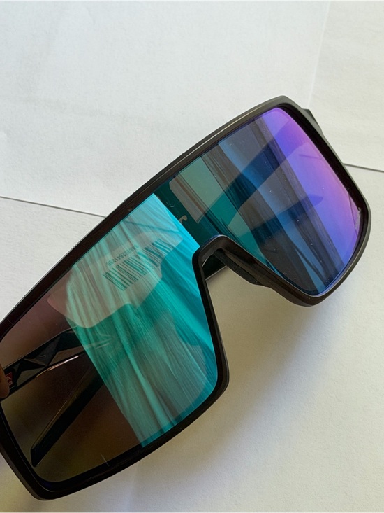 Oakley Other - Oakley Mirrored Sutro Shield Sunglasses in Blue-Purple Gradient.